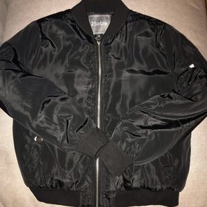 Bomber jacket from Vici.